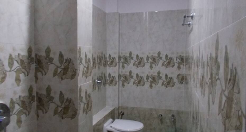 Hotel Lucky Inn, Lucknow 4